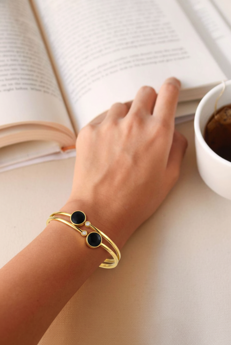 The Midnight Eclipse