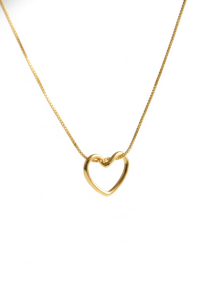 The Amora Knot