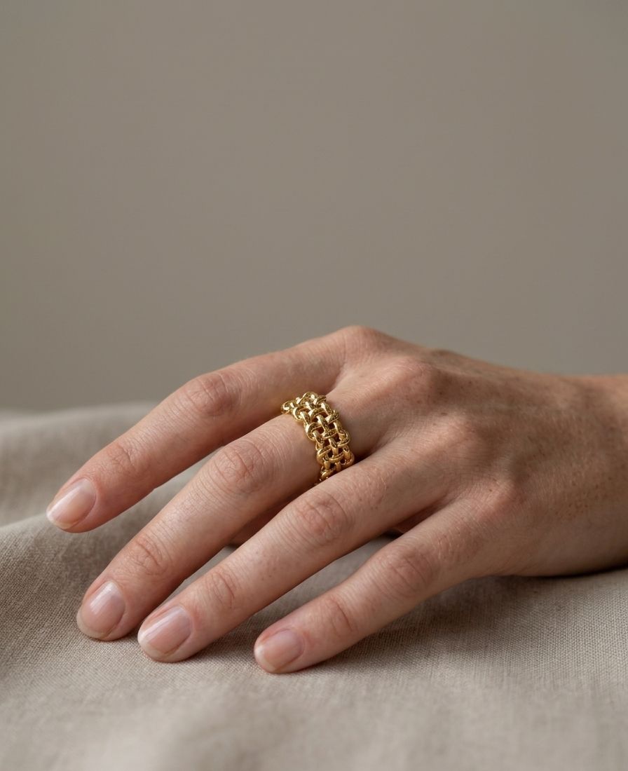 TIMELESS KNOT RING