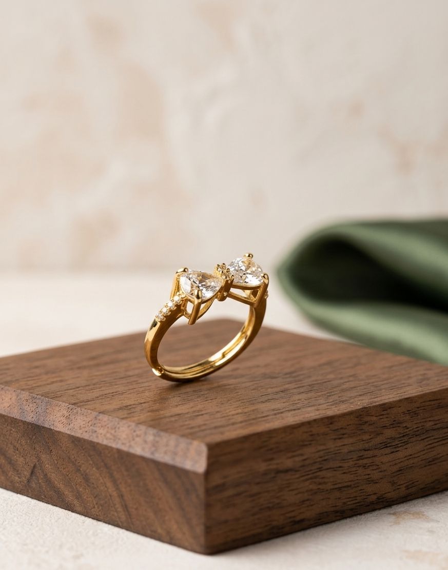 MAJESTY ORBIT RING