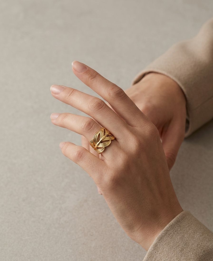 LUXE LINK RING